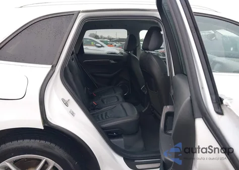 2016 Audi Q5 2.0T Premium z USA, uszkodzony, nr VIN WA1L2AFP7GA052659